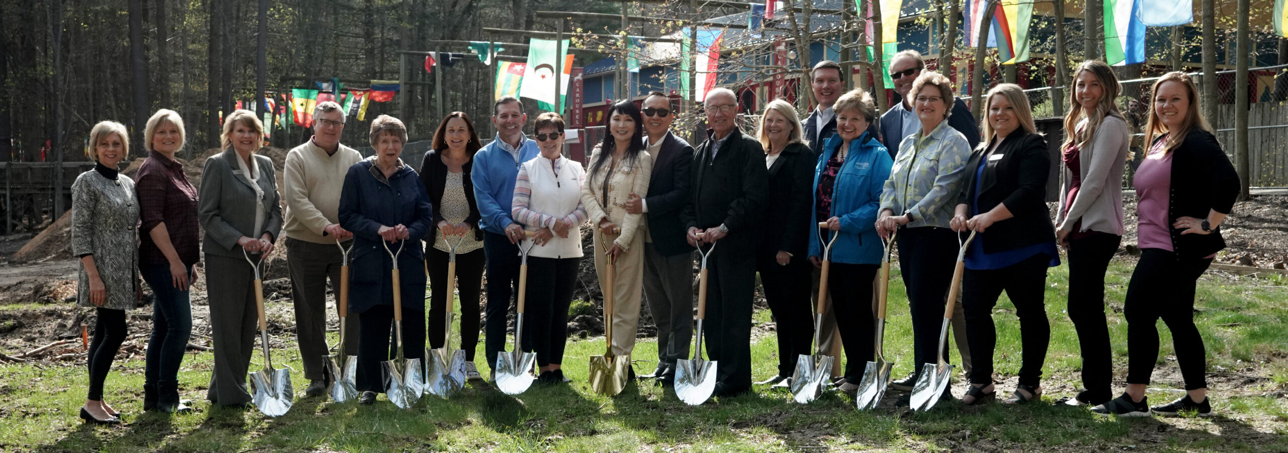 From left to right; Leslie Walsh, Director of Marketing & Development, Binder Park Zoo, Amy Jones, Board Trustee, Binder Park Zoo, Diane Thompson, President & CEO, Binder Park Zoo, Rick Hughey, Executive Vice President/CEO, Irving S. Gilmore Foundation, Mrs. Joan Higgins, Linda Freybler, CEO, Calhoun County Visitors Bureau, Charlie and Anne Burnham, Burnham Family Foundation, Charles and Lynn Zhang, Zhang Financial, Tom and Gayle Kolassa, Greg Moore and Carolyn Bloodworth, Consumers Energy Foundation, Vince Pavone, Lakeview Ford, Brenda Hunt, President & CEO, Battle Creek Community Foundation, Sara Jeffery and Sarah Jack, Oaklawn Hospital and Allison Stoddard, Donor Relations Associate, Binder Park Zoo
Missing from photo: Rick & Linda Tsoumas, The Planning Group, Susan Baldwin, Thomas & Gloria Olin Family Foundation and Carolyn Pavone, Signature Associates Kalamazoo/Battle Creek